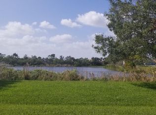 206 Rosewood Dr, Fort Pierce, FL 34947