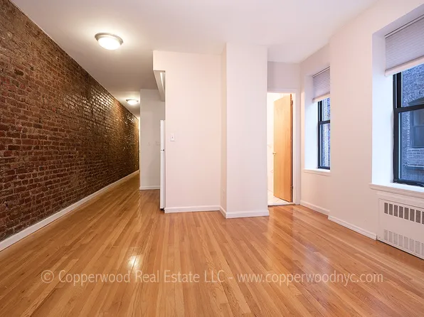 444 East 81st Street image 1 of 7