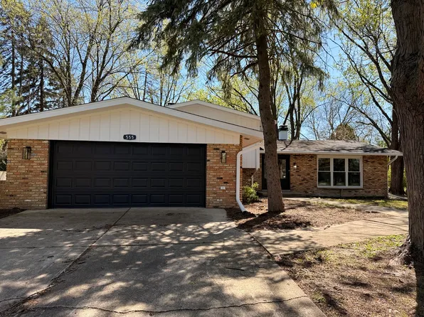 28W555 Leverenz Rd, Naperville, IL 60564