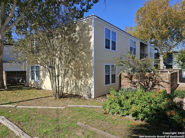 1305 E Mulberry Ave, San Antonio, TX