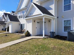 243 Ruth Ct, Middletown, NY 10940