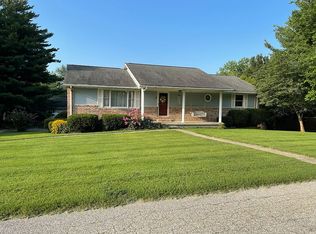 5 Tulip Ln, Washington, IN 47501
