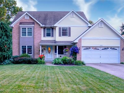 525 Barrenwood Dr, Wadsworth, OH, 44281