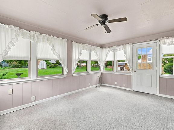 3rd image of 34 Penbrooke Ct