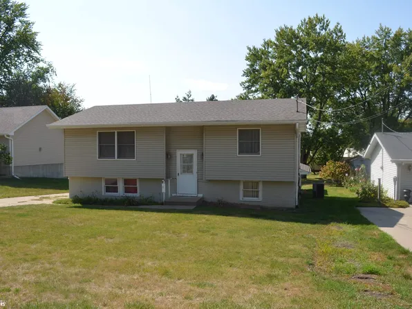 1611 S 5th St, Oskaloosa, IA 52577