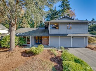 7520 Mercer Terrace Dr, Mercer Island, WA 98040