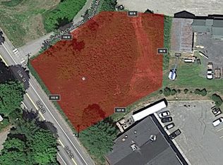 Oakes St, Farmington, ME 04938