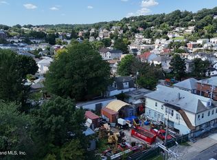 0 Clove Rd, Staten Island, NY 10304