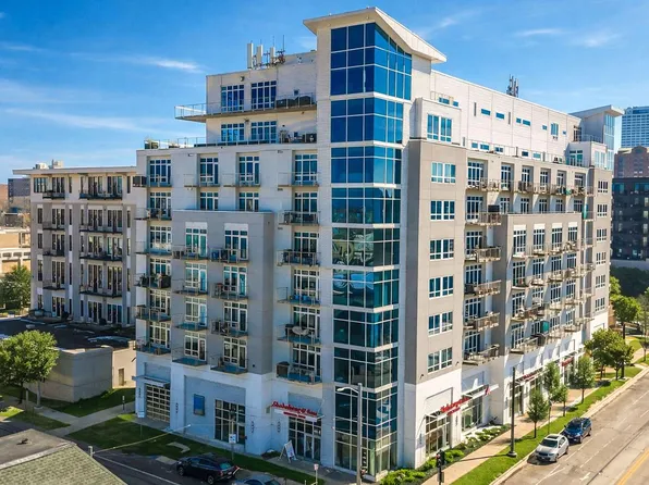 601 East Ogden AVENUE #412, Milwaukee, WI 53202