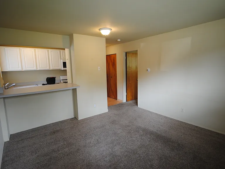 817 Arch St — Photo 17