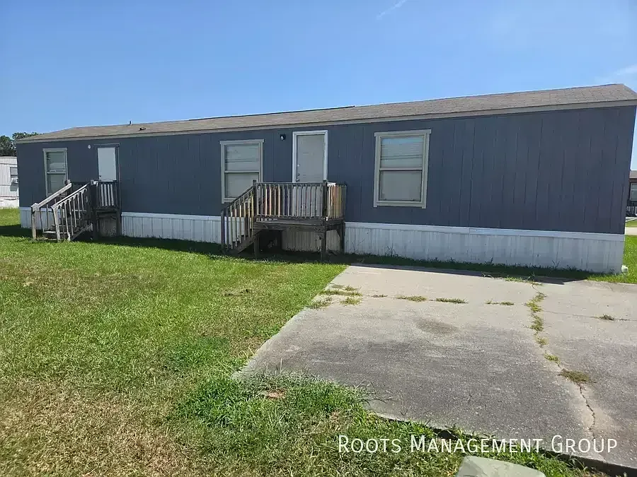 3 Bed 2 Bath Home Available for Lease at Pineview MHC - Apply Now! — Photo 1