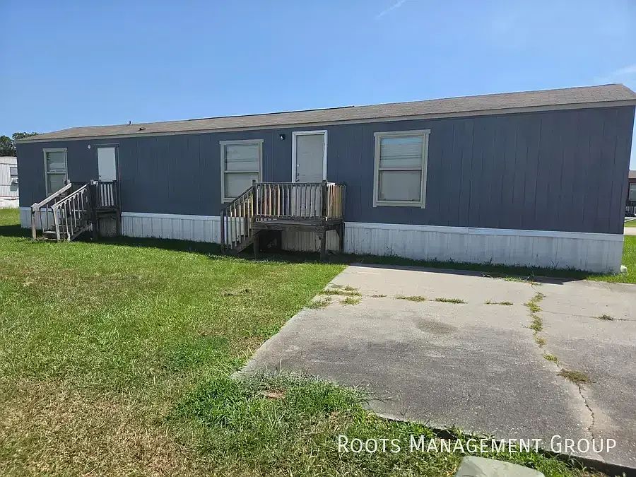 1st image of 320 Rae St #39