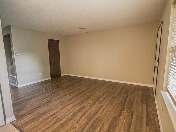 2nd image of 1213 N 12th St