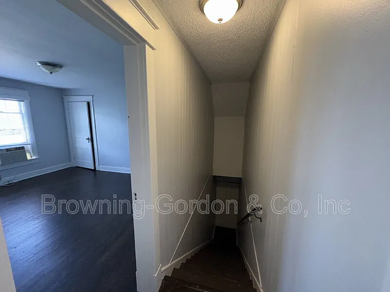 1517B Bernard Ave — Photo 9
