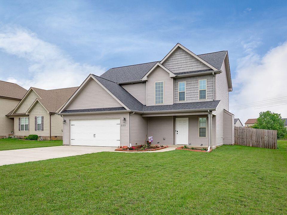 1st image of 555 Tracy Ln