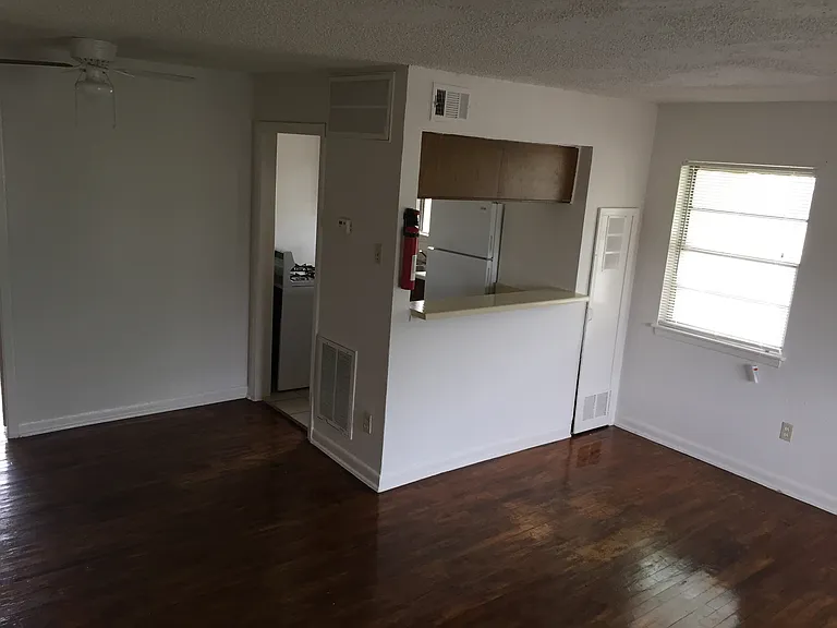 Living area view to kitchen