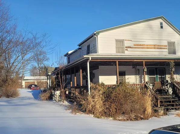 1651 Iron Hill Rd, Newark, DE 19702