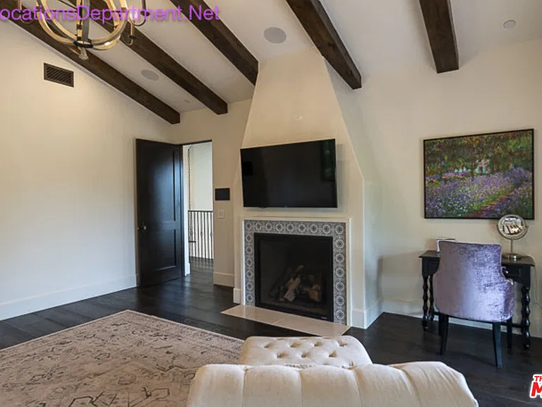 5861 Ridgebrook Dr — Photo 24