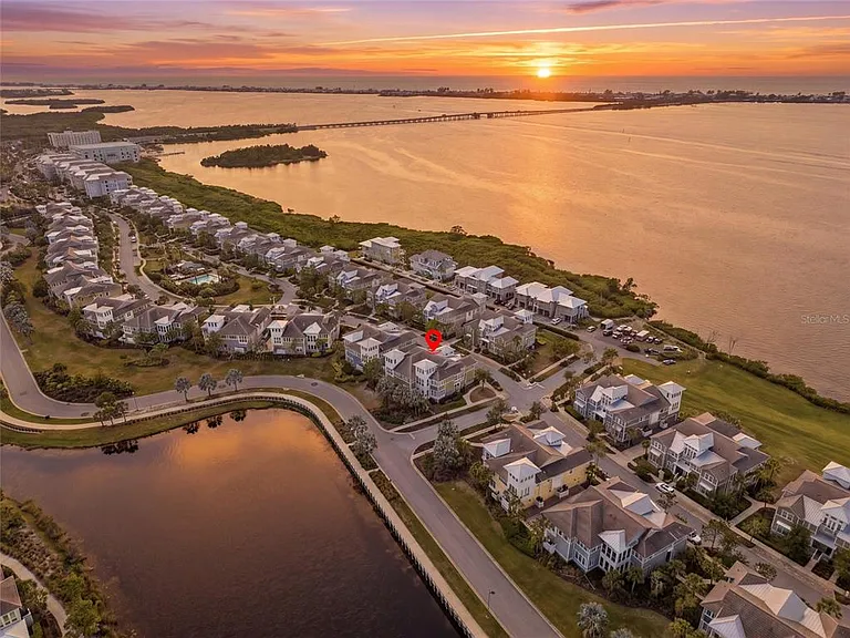 319 Compass Point Dr #201 — Photo 41
