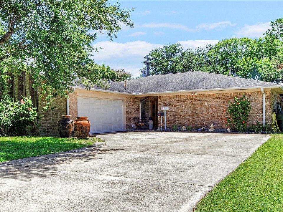 1st image of 2601 Beluche Dr