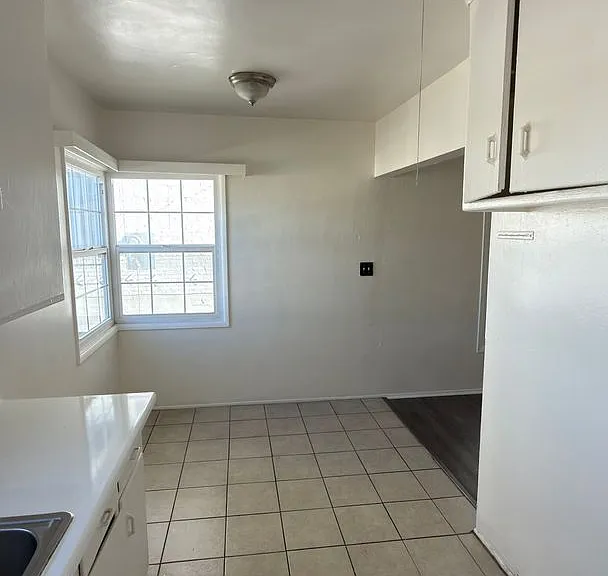 1520Norm — Photo 9