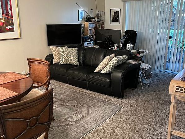 300 NE 26th Ave APT 108