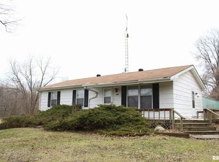 800 Charles Rd, Carbondale, IL 62901