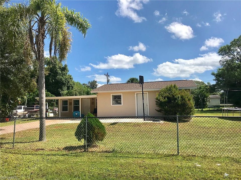 1st image of 8055 Tolles Dr