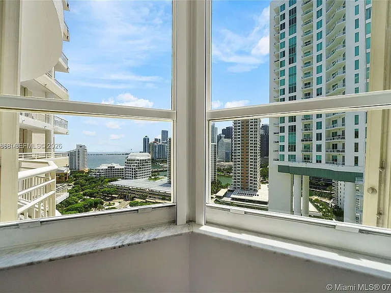 888 Brickell Key Dr #600 — Photo 8