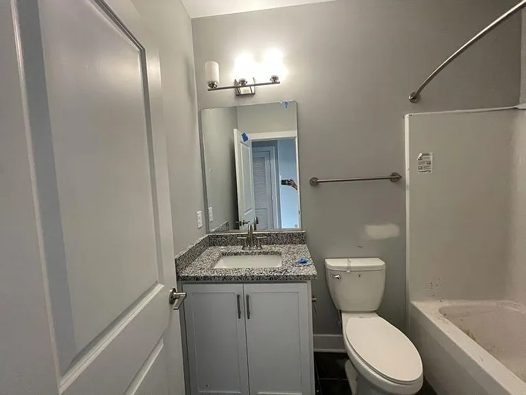 1102 Porter St #B — Photo 9