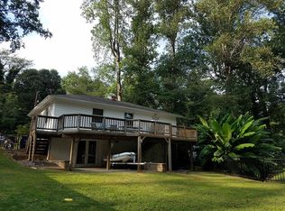 2424 Cherokee Ln, Winston Salem, NC 27103