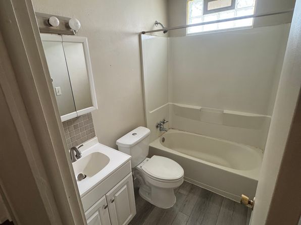 718 & 720 Bettes Ave #D