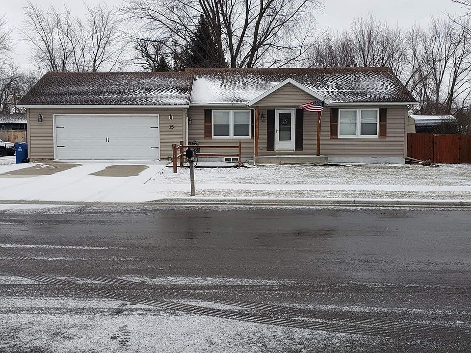 15 1st St SE, Dodge Center, MN 55927 Zillow