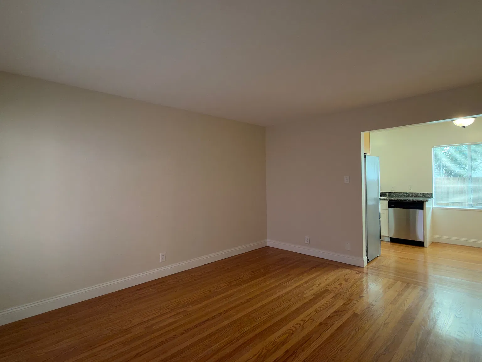 1 bed, $2,295 — Photo 2