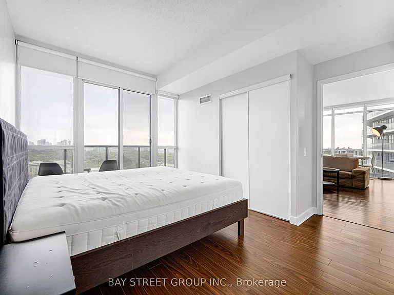 121 McMahon Dr #2708 — Photo 25