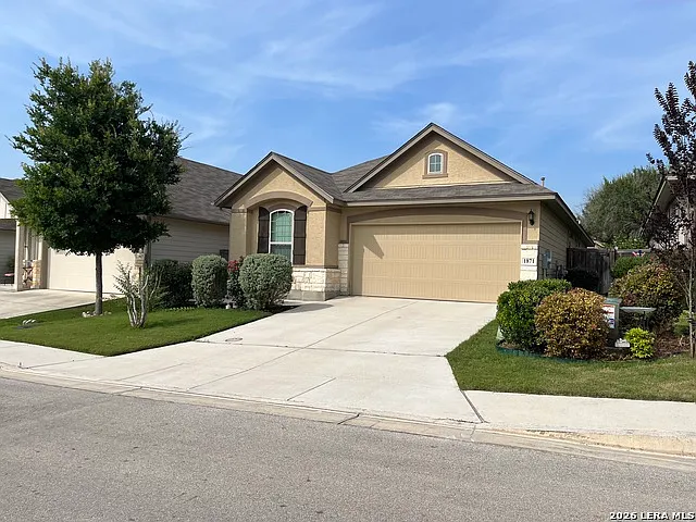 1871 Baron Dr — Photo 2