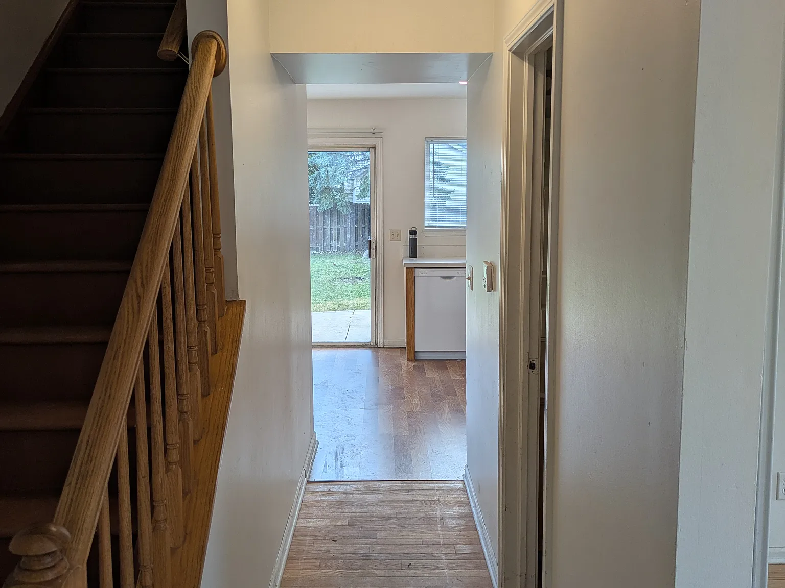 4 bed, 2.5 bath, 1799 sqft, $2,950 — Photo 2