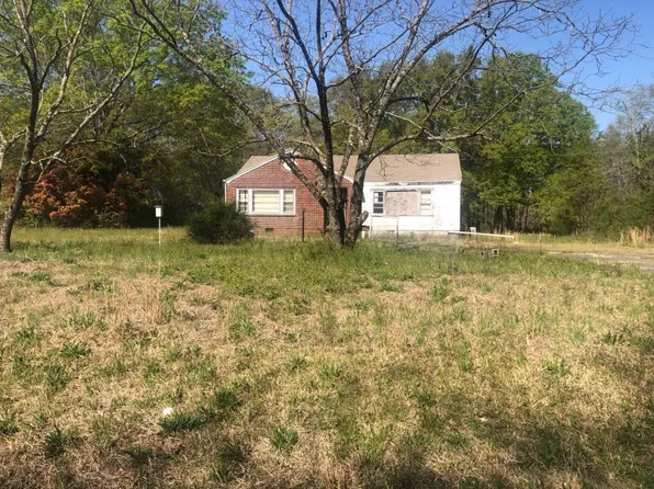 136 Indian Mound Rd, Laurens, SC 29360