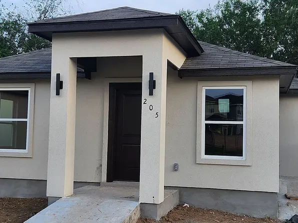 (undisclosed Address), Laredo, TX 78045