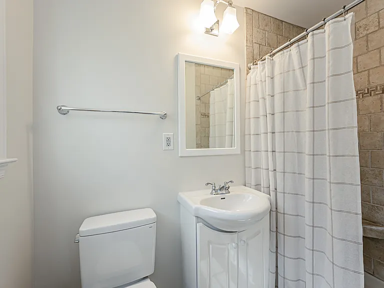 11402 Creekside Dr — Photo 17