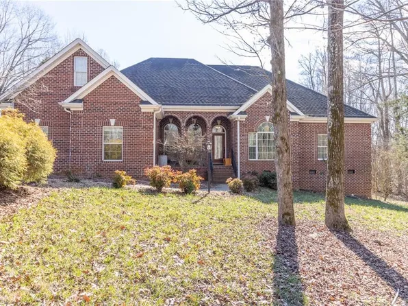 5163 Ronniedale Rd, Trinity, NC 27370