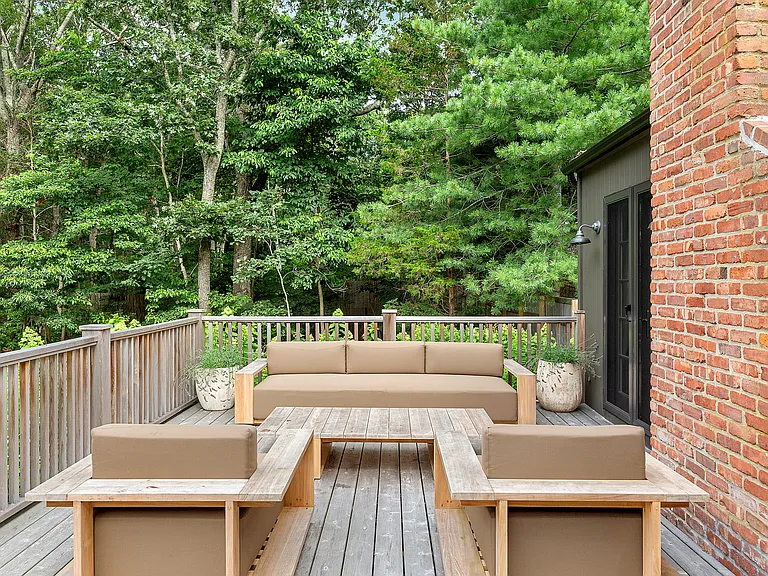 18 Renees Way — Photo 30