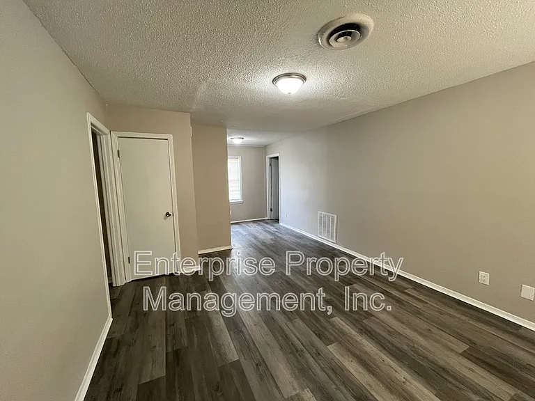 3736 Debby Dr — Photo 4