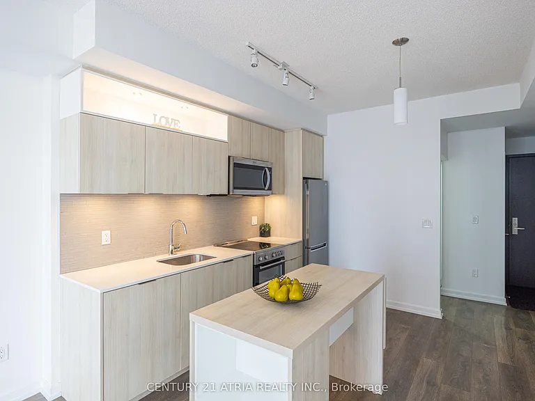 50 Forest Manor Rd #2011 — Photo 6