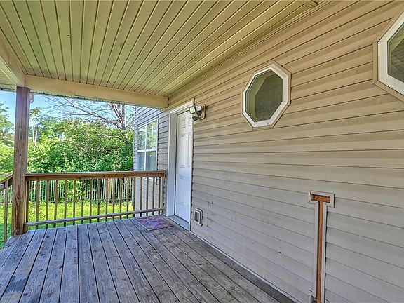 4th image of 2929 Mersington Ave
