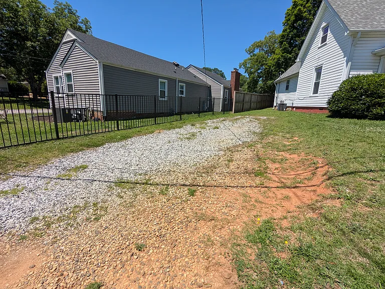 516 Trade St — Photo 19