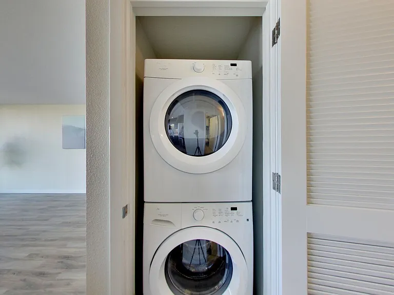 Panomar Luxury Apartments — Photo 52