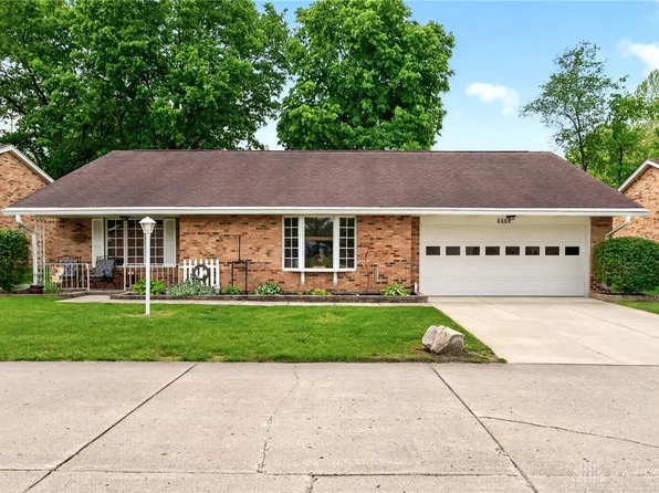 6668 Oakwood Ln, Dayton, OH 45424