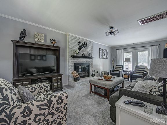 5th image of 1714 Cardinal Ct