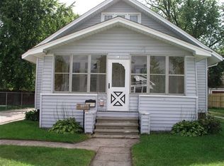 12 Crawford St, Oxford, MI 48371